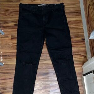 American Eagle Outfitters Men's Distressed Black Skinny Jeans